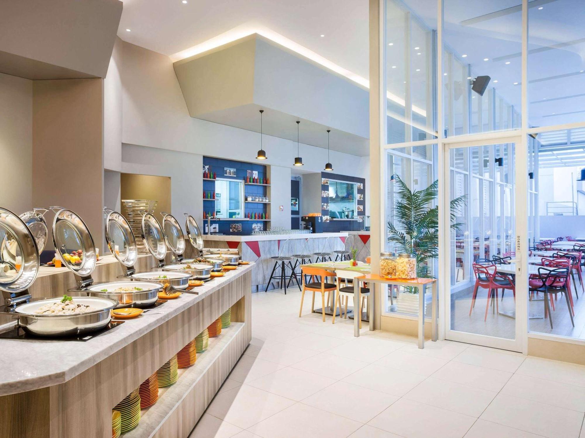 Ibis Styles Jakarta Mangga Dua Square Dış mekan fotoğraf