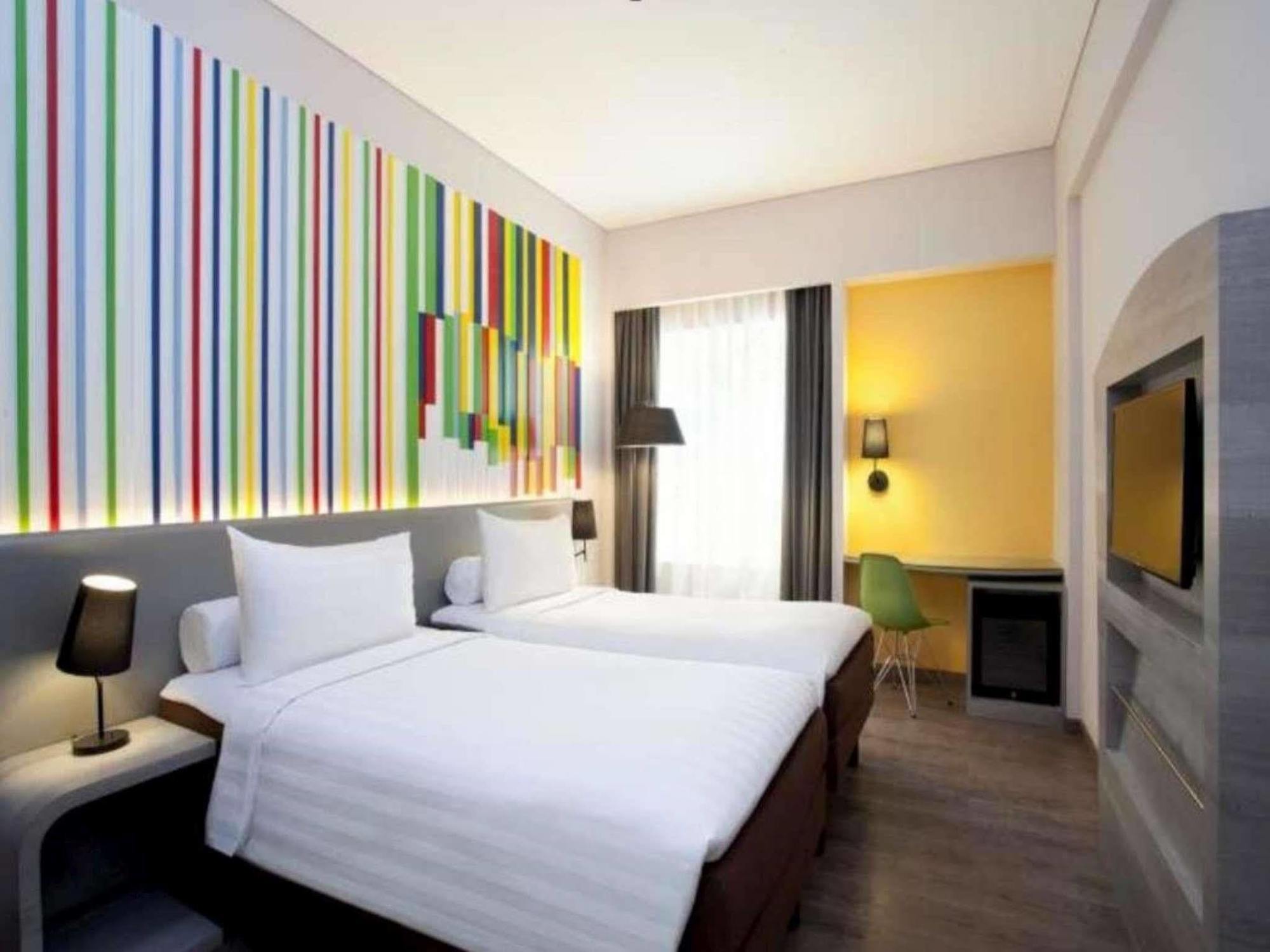 Ibis Styles Jakarta Mangga Dua Square Dış mekan fotoğraf